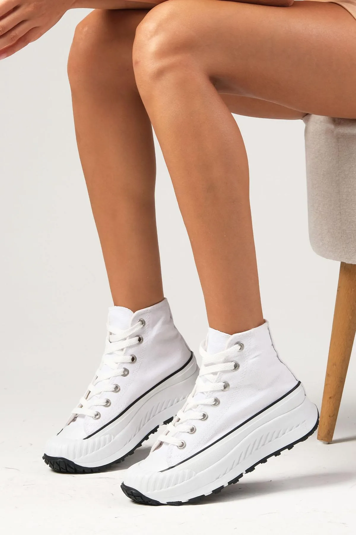 Mio Gusto  Bendis weiße Farbe Leinen dicke Sohle High Top Casual Damen Sneaker Schuhe