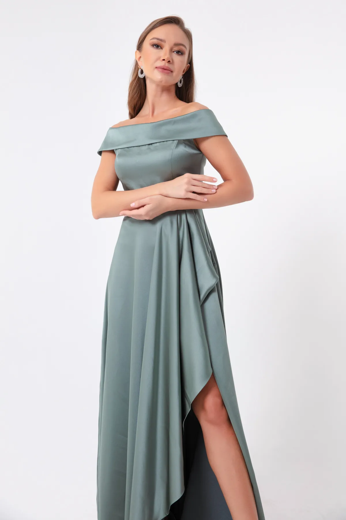 Lafaba  Türkisfarbenes Abendkleid und Abschlusskleid aus Satin für Damen mit U-Boot-Ausschnitt