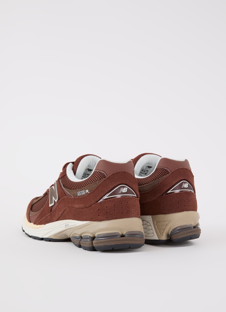 Buty sportowe New Balance 2002R z zamszowymi i siateczkowymi detalami