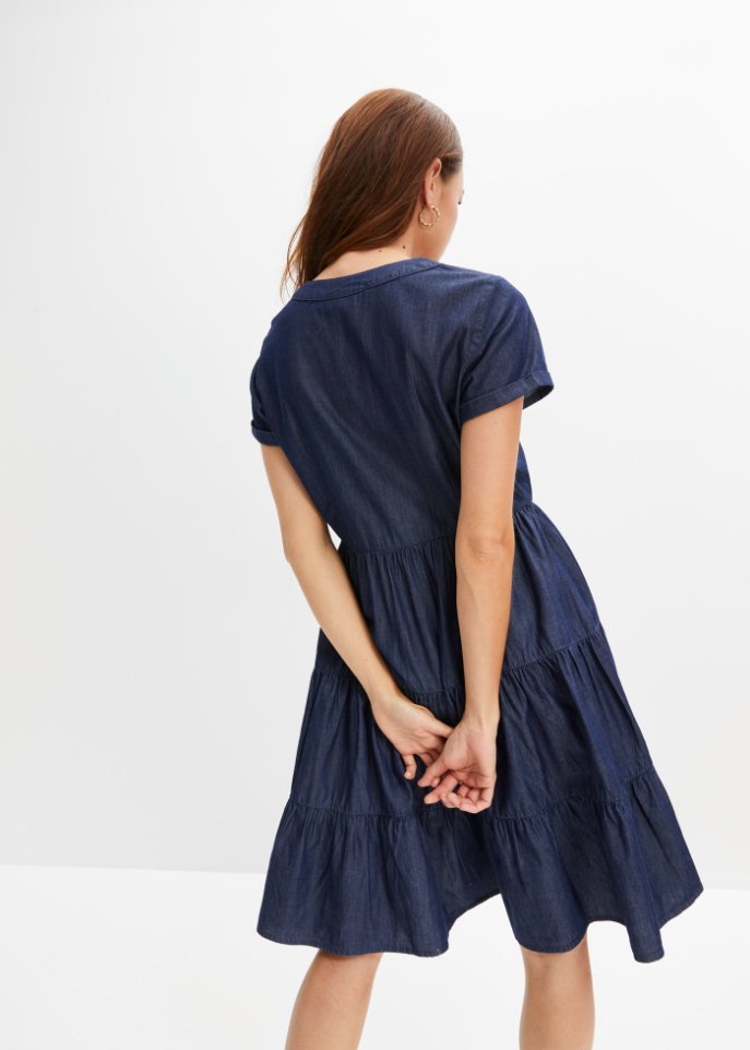Kurzes Jeanskleid mit Knopfleiste