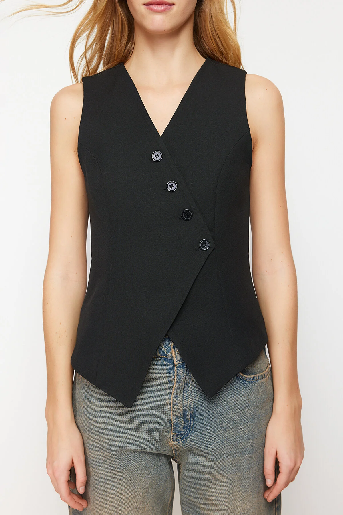 Trendyol Collection  Schwarze, gewebte Weste mit normaler Knopfleiste TWOSS24YE00007