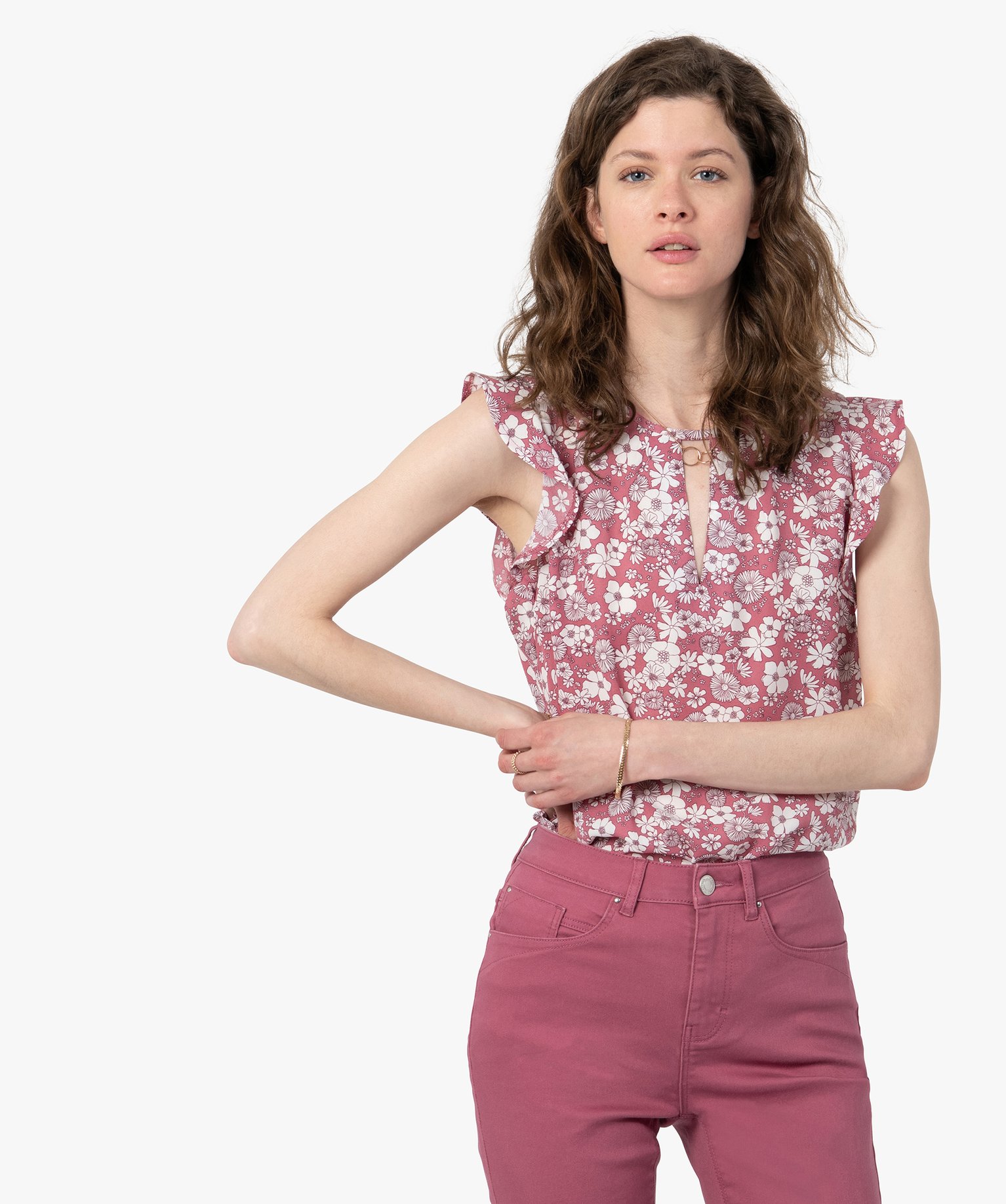 Blouse femme fleurie sans manches avec fente sur le décolleté imprime | GEMO
