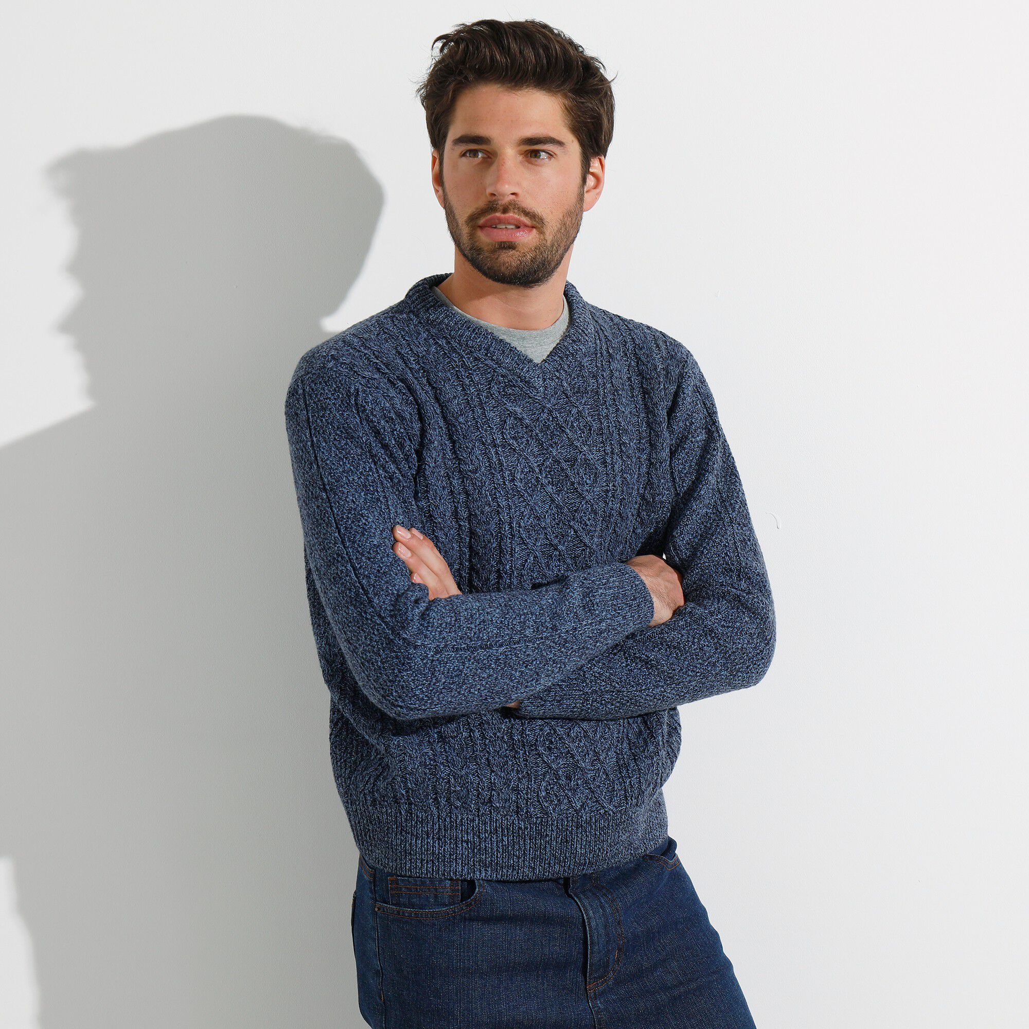 Pull col V maille irlandaise