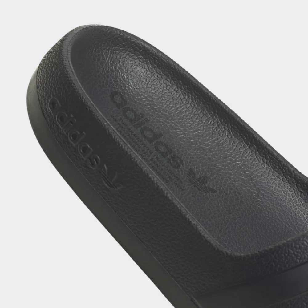 adidas AdiFOM Adilette HQ8753 / schwarz