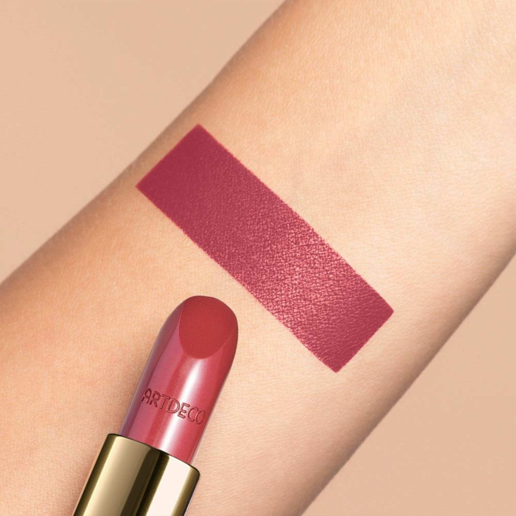 ARTDECO Vstopite v nova zlata dvajseta leta – šminka Perfect Color