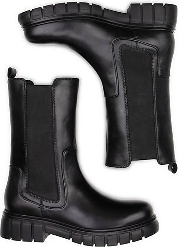 Another A Chelsea Boot