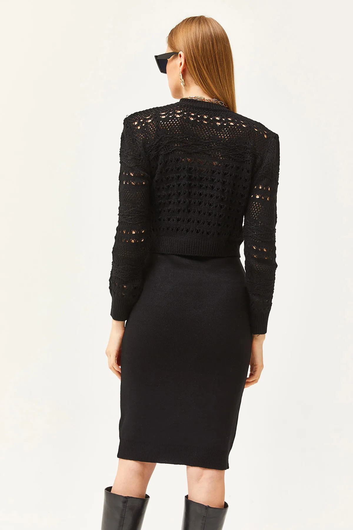 Olalook  Schwarzes Strickkleid mit dünnen Trägern und durchbrochenem Pullover-Set für Damen TKM-19000241