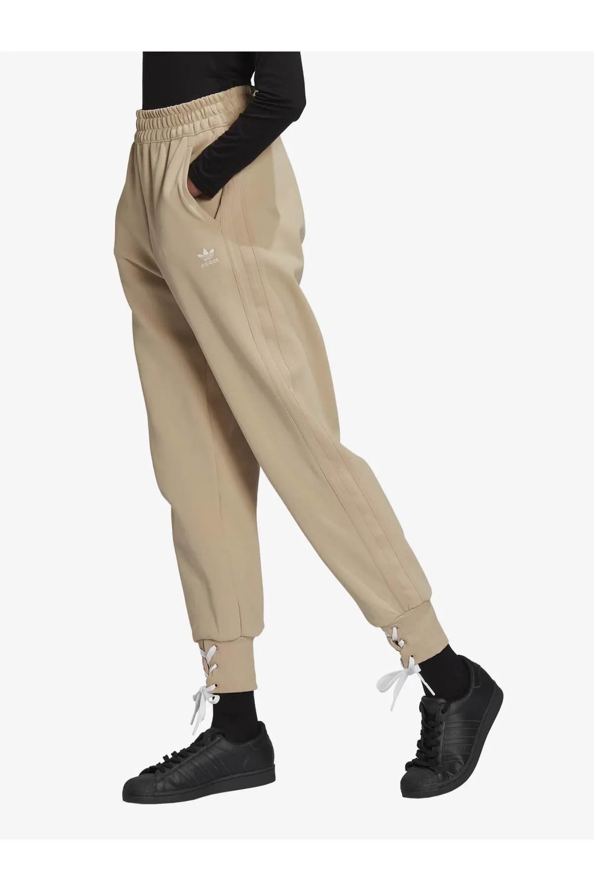 adidas  Jogginghose - Beige - Relaxed
