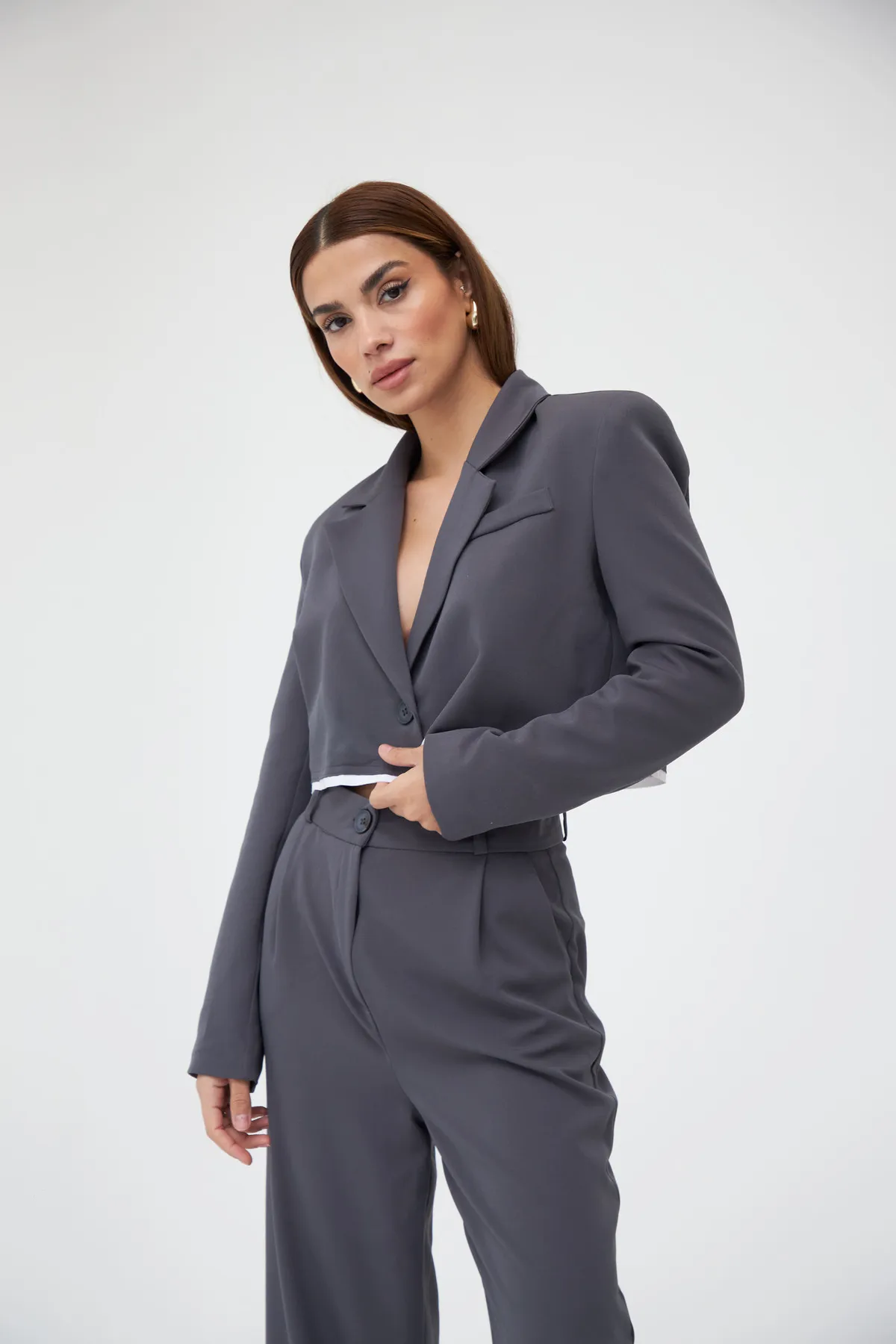 Laluvia  Palazzo-Set mit grauer kurzer Jacke