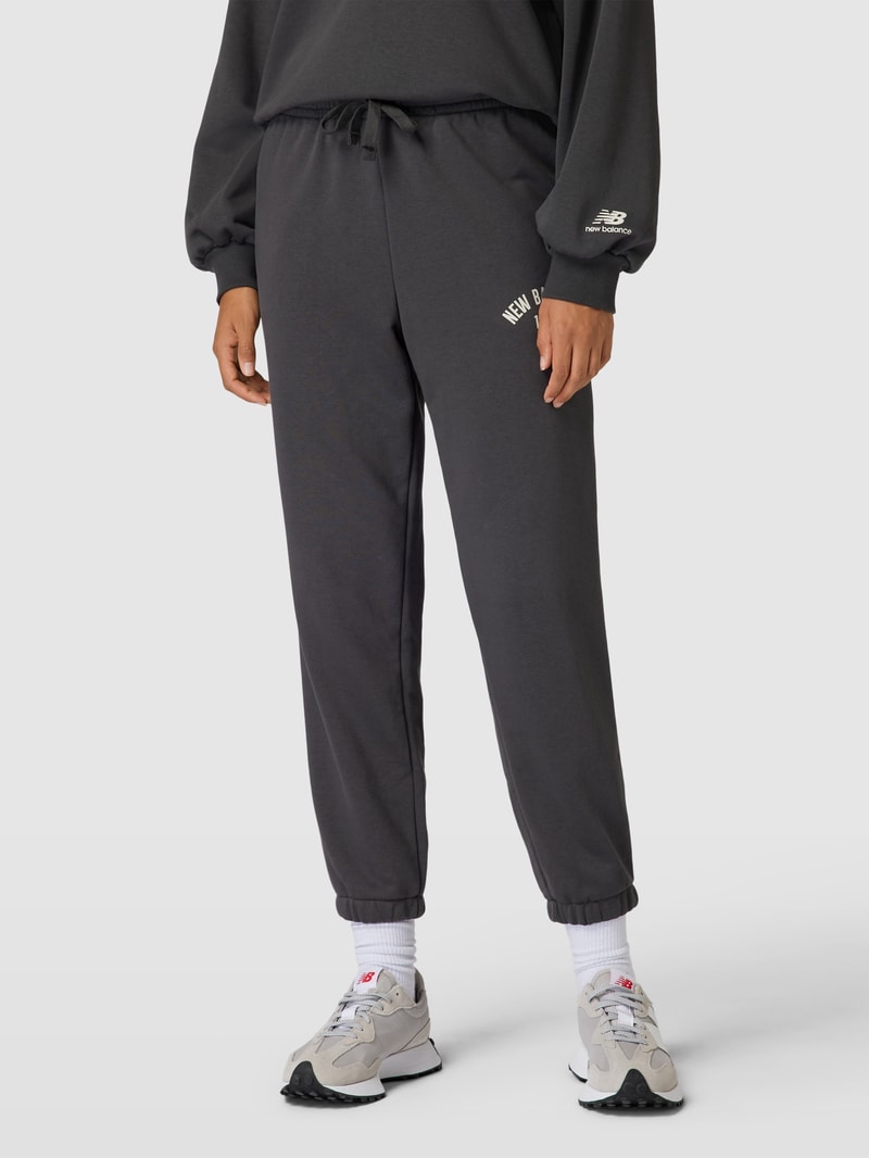 Sweatpants mit Logo-Print Modell 'Essentials Varsity' in schwarz