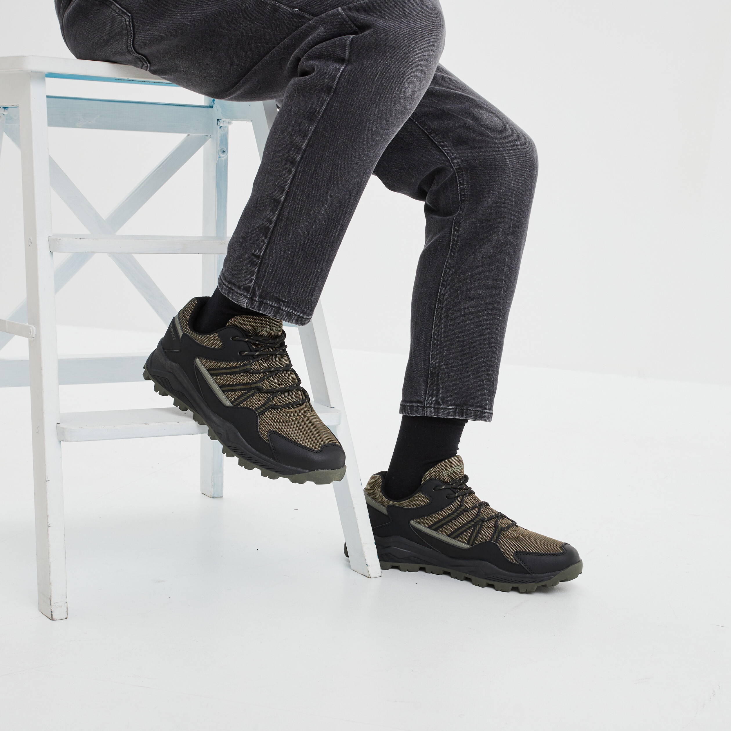 Baskets running Trappeur Ramon vert kaki homme | La Halle