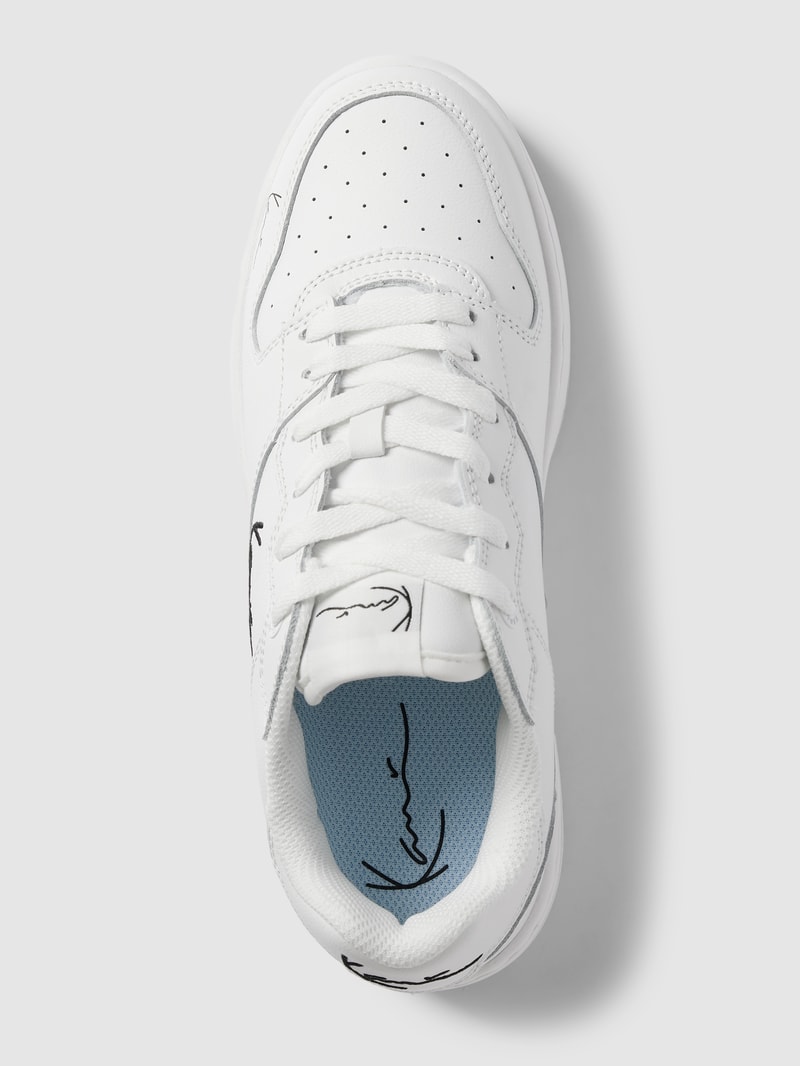 Sneaker mit Label-Stitching in weiß