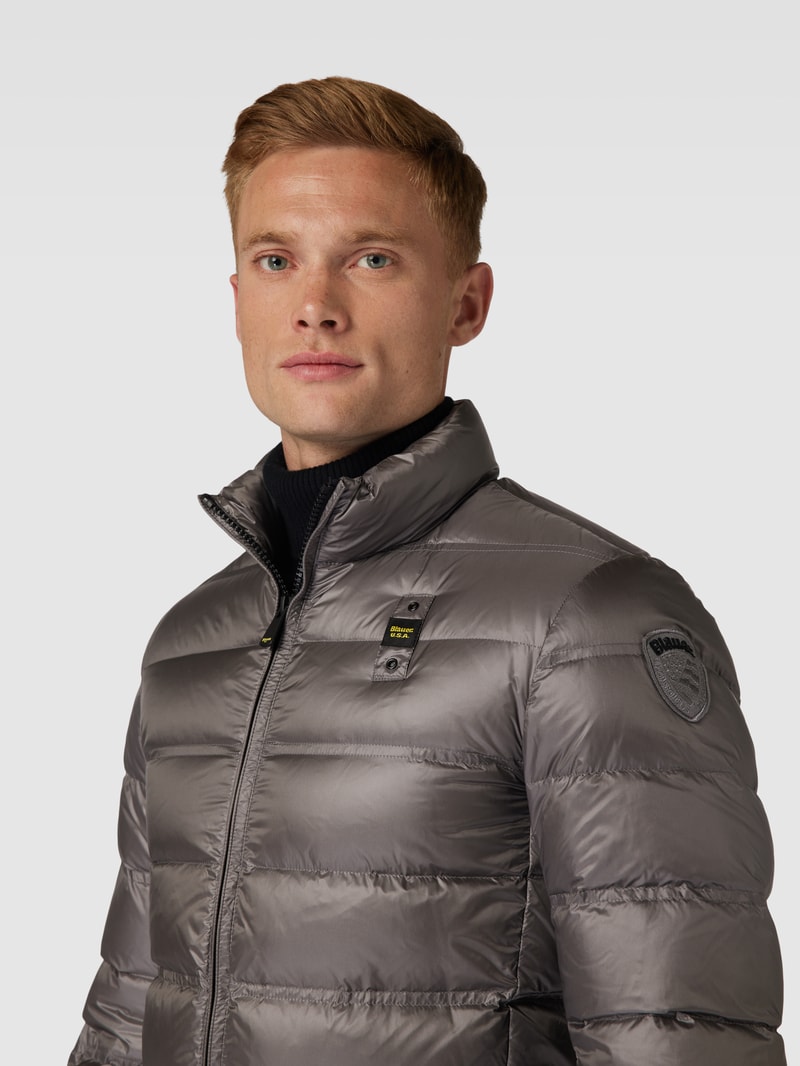 Daunenjacke mit Label-Detail in anthrazit