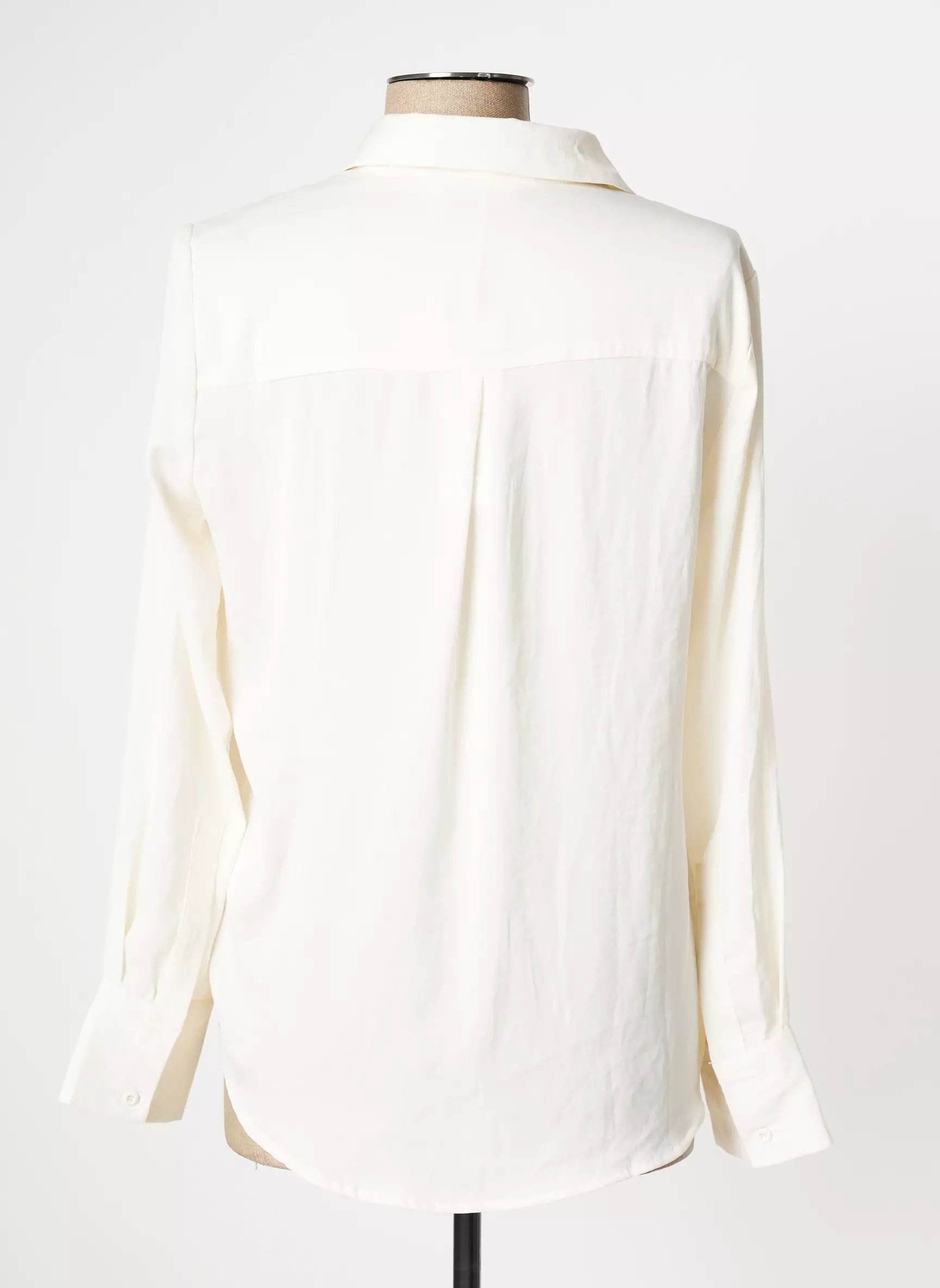 Anonyme Designers Chemisiers Femme couleur beige