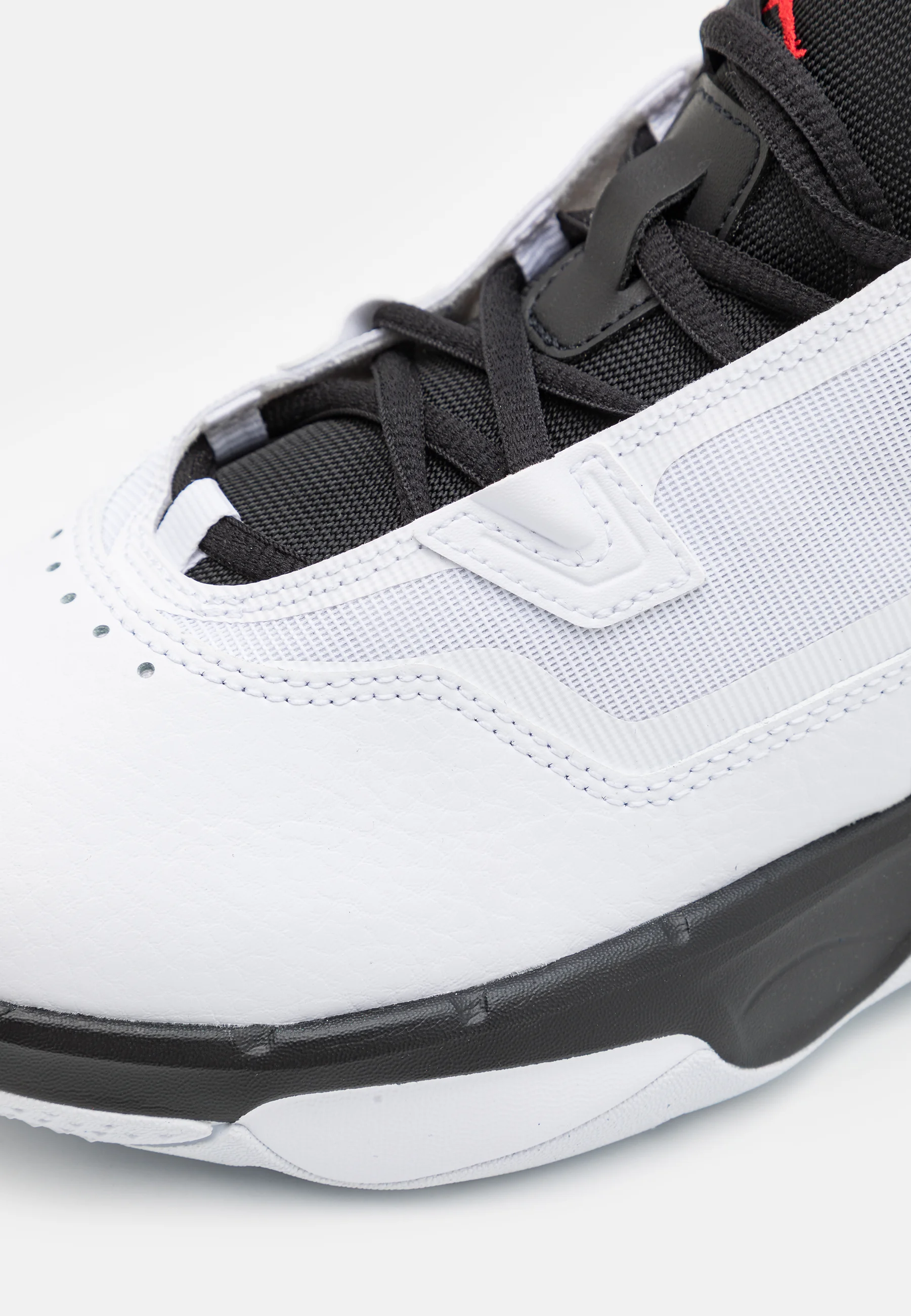 Jordan JORDAN STAY LOYAL 3 UNISEX - Zapatillas de baloncesto