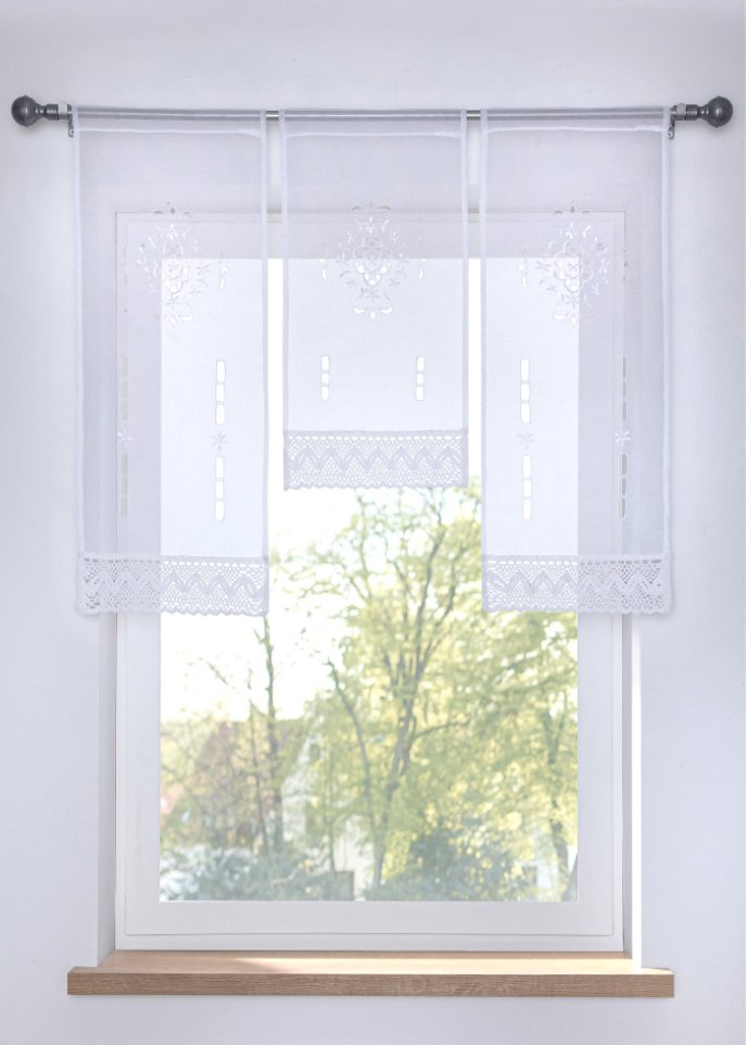 Fensterbehang mit Makramee