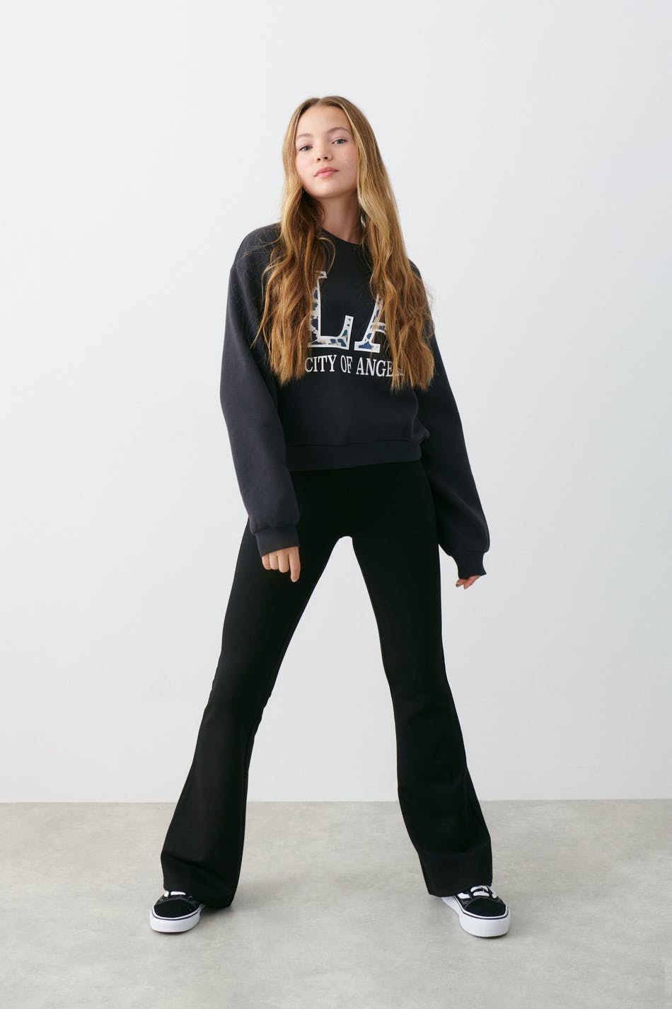 Y flare trousers
