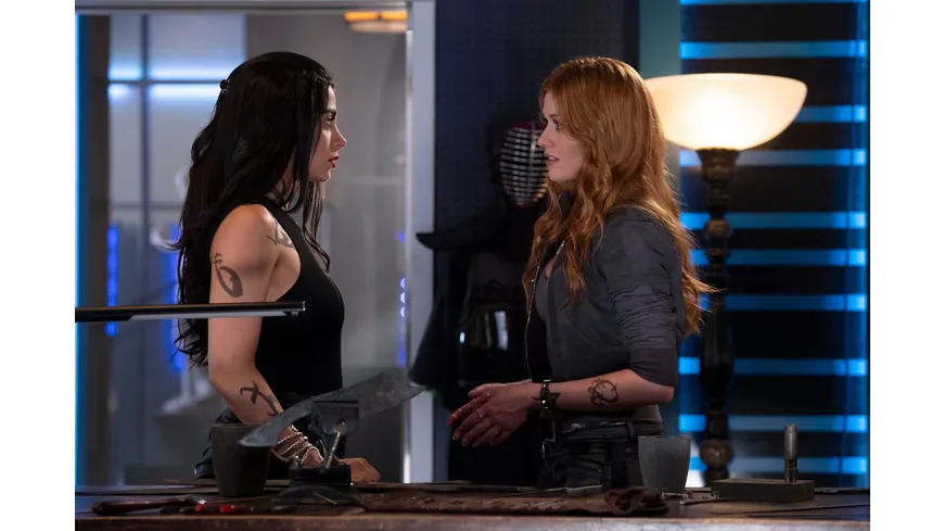 Shadowhunters - Chroniken der Unterwelt - Staffel 3.2  [3 DVDs]