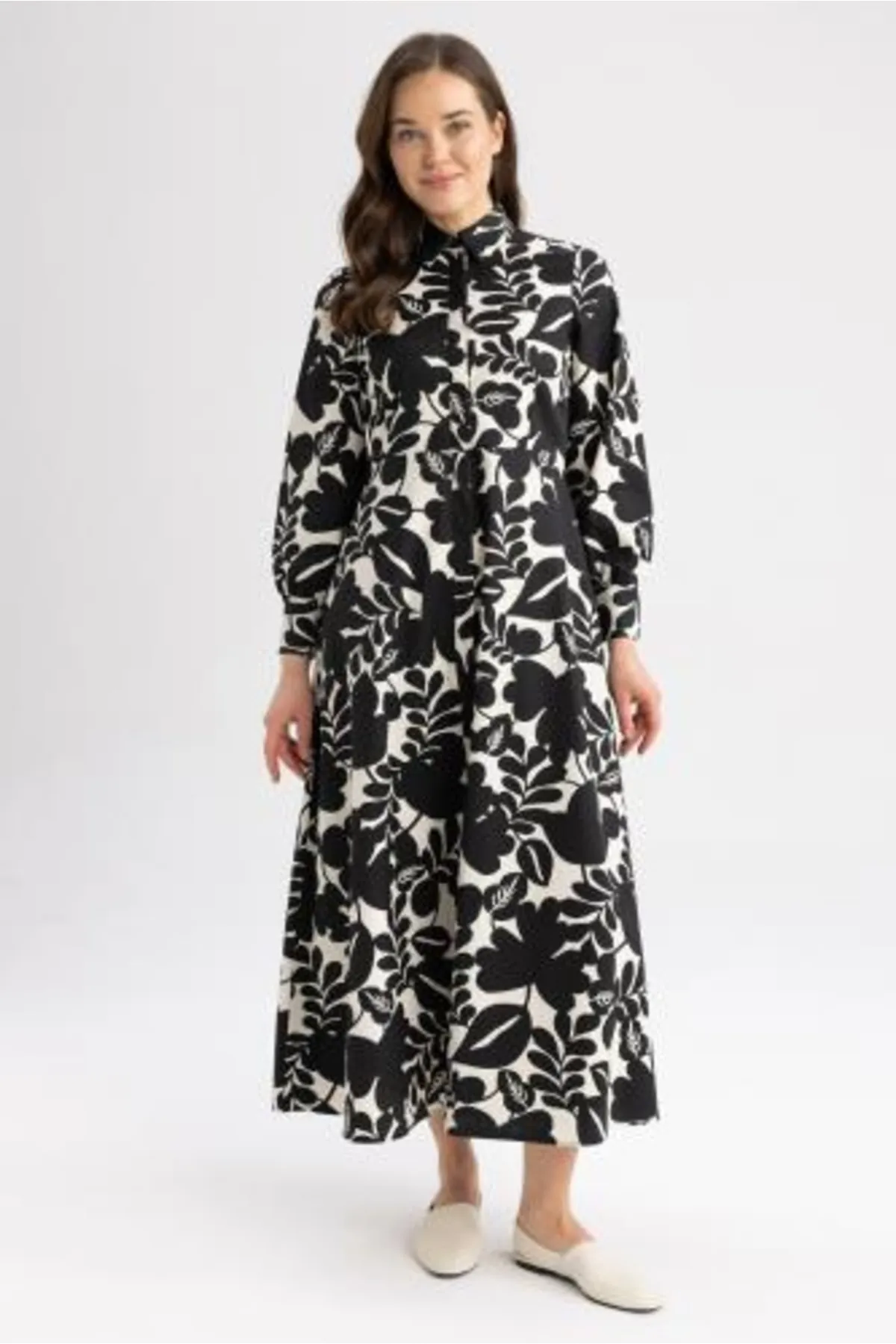 DeFacto  Langarm-Maxikleid mit Hemdkragen und Blumenmuster