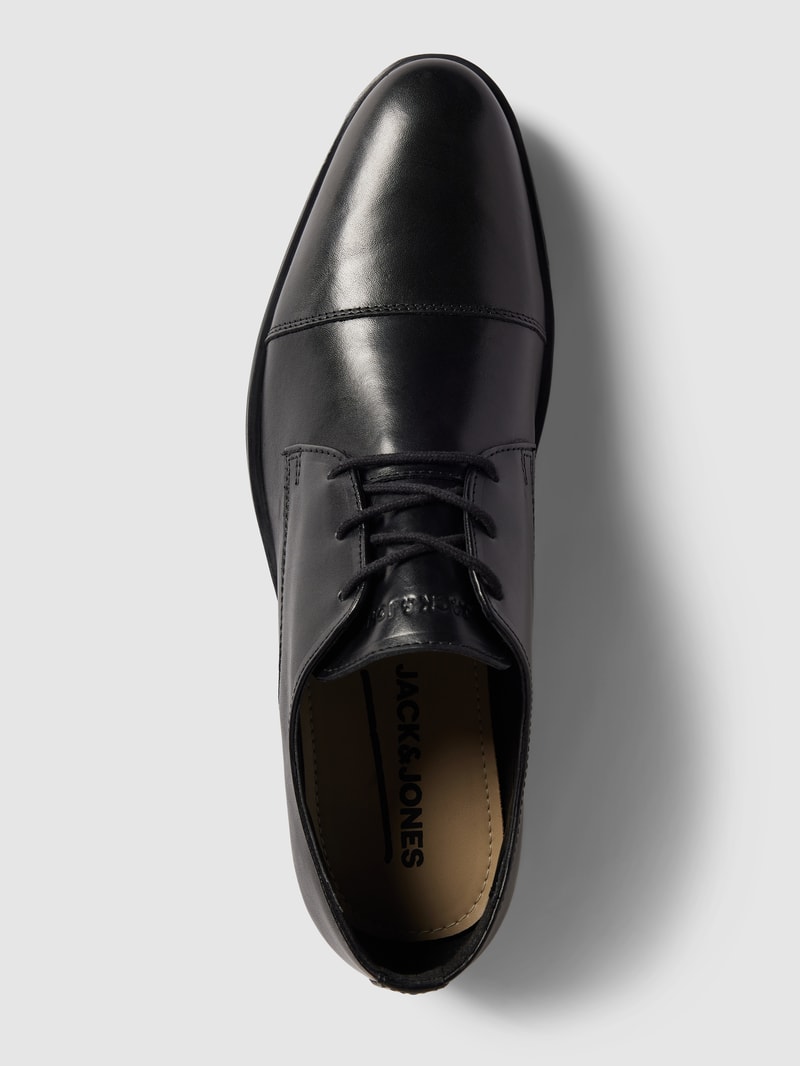 Derby-Schuhe mit Schnürverschluss Modell 'RAYMOND' in schwarz