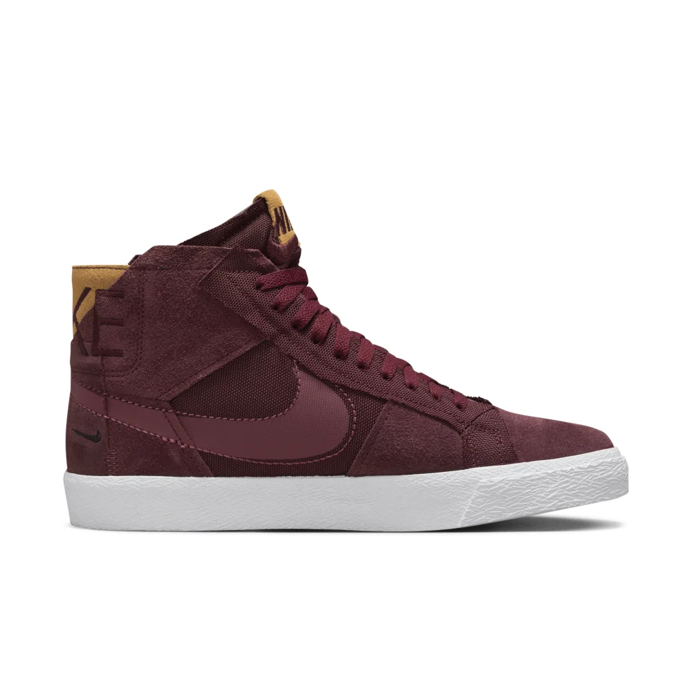Nike SB Blazer Mid Premium Zoom DV7898-600 / rot