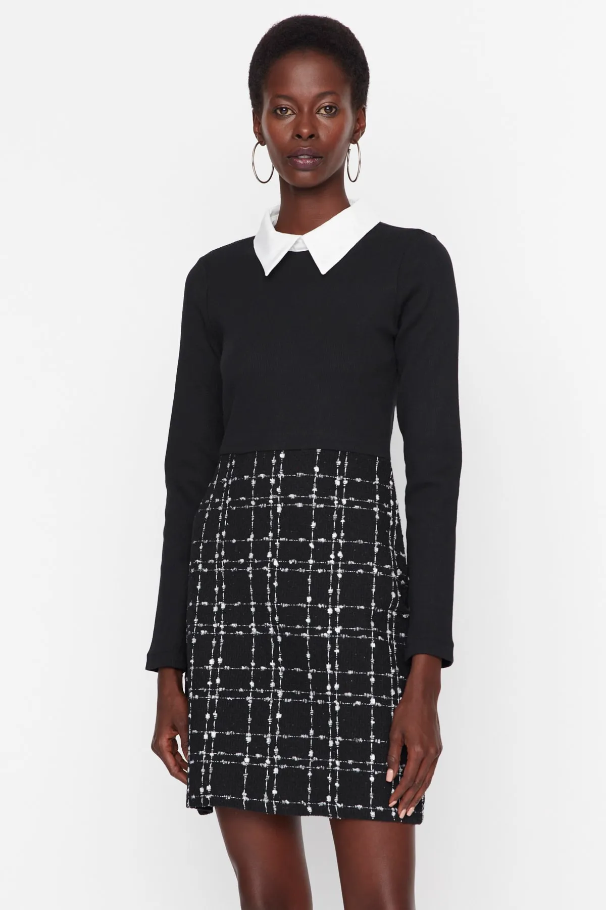 Trendyol Collection  Schwarzes Tweed-Webkleid TWOAW21EL0454