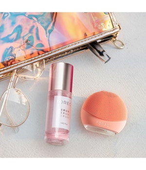 FOREO LUNA™ 4 go Peach Perfect Gesichtsbürste-1 Stk