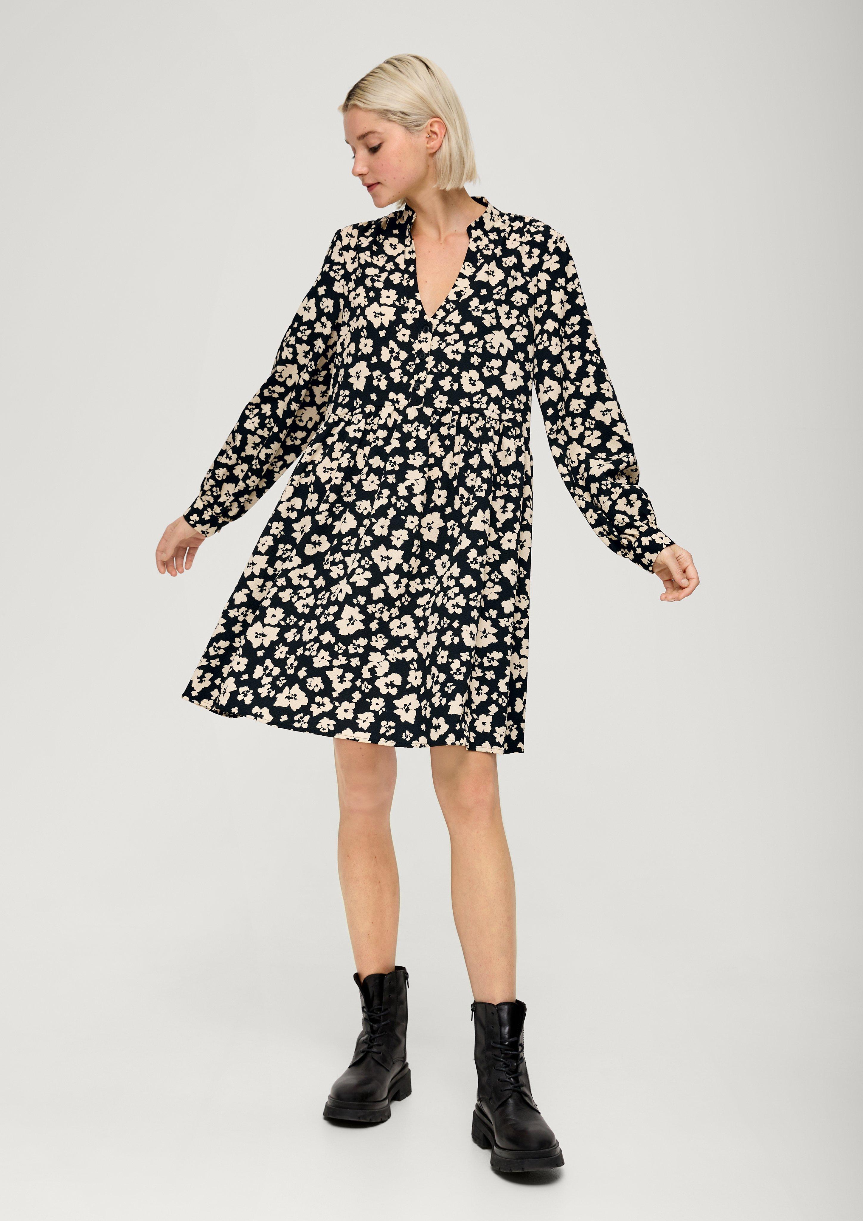 Crêpe-Kleid mit Allover-Print  2133453-99A0