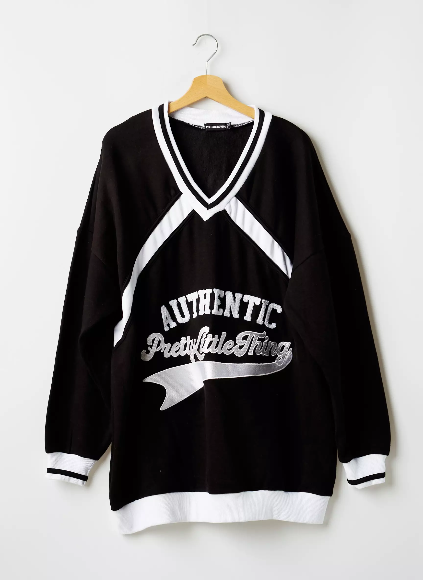 Pretty Little Thing Sweats Femme couleur noir