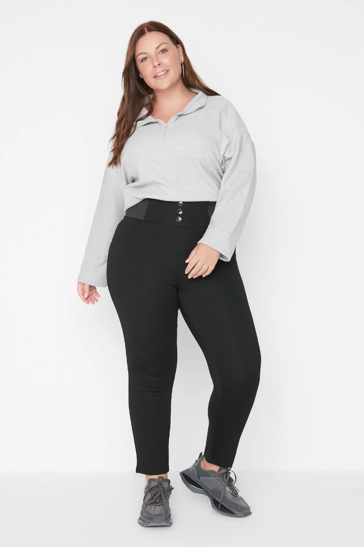 Trendyol Curve  Schwarze Skinny-Strickhose mit elastischem Bund TBBAW23AR00023