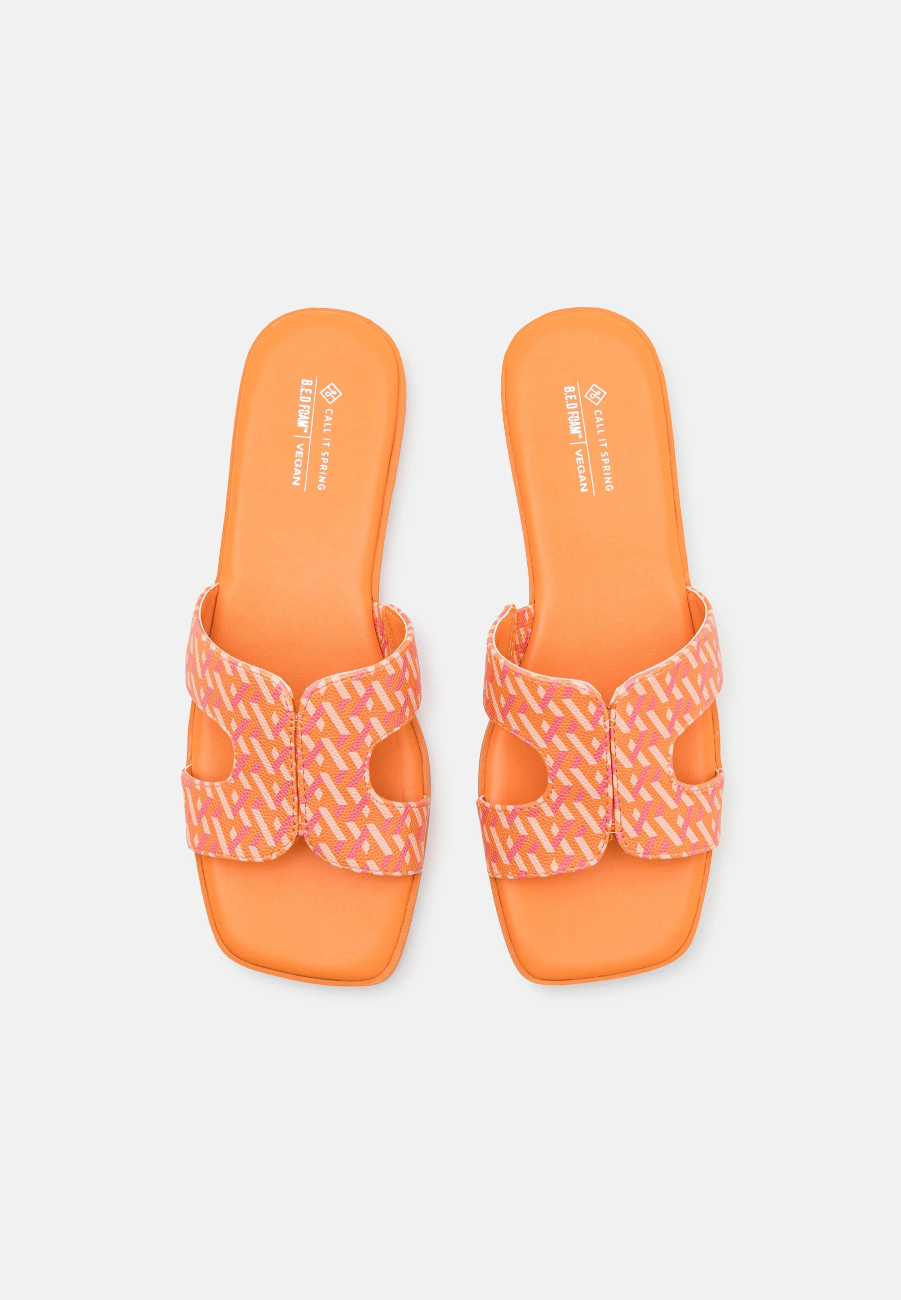 Llámalo primavera HAYLEE - Pantuflas