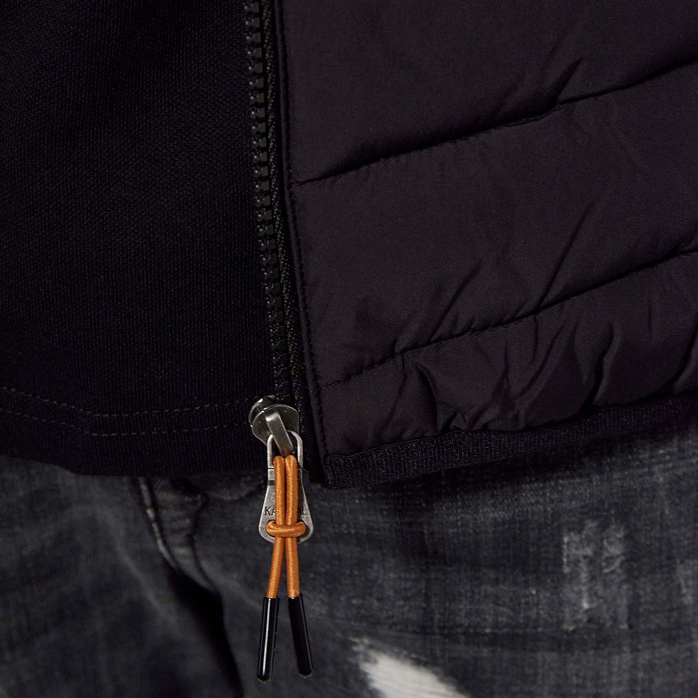 SANO   Doudoune fine noire Homme en 100% polyester recyclé