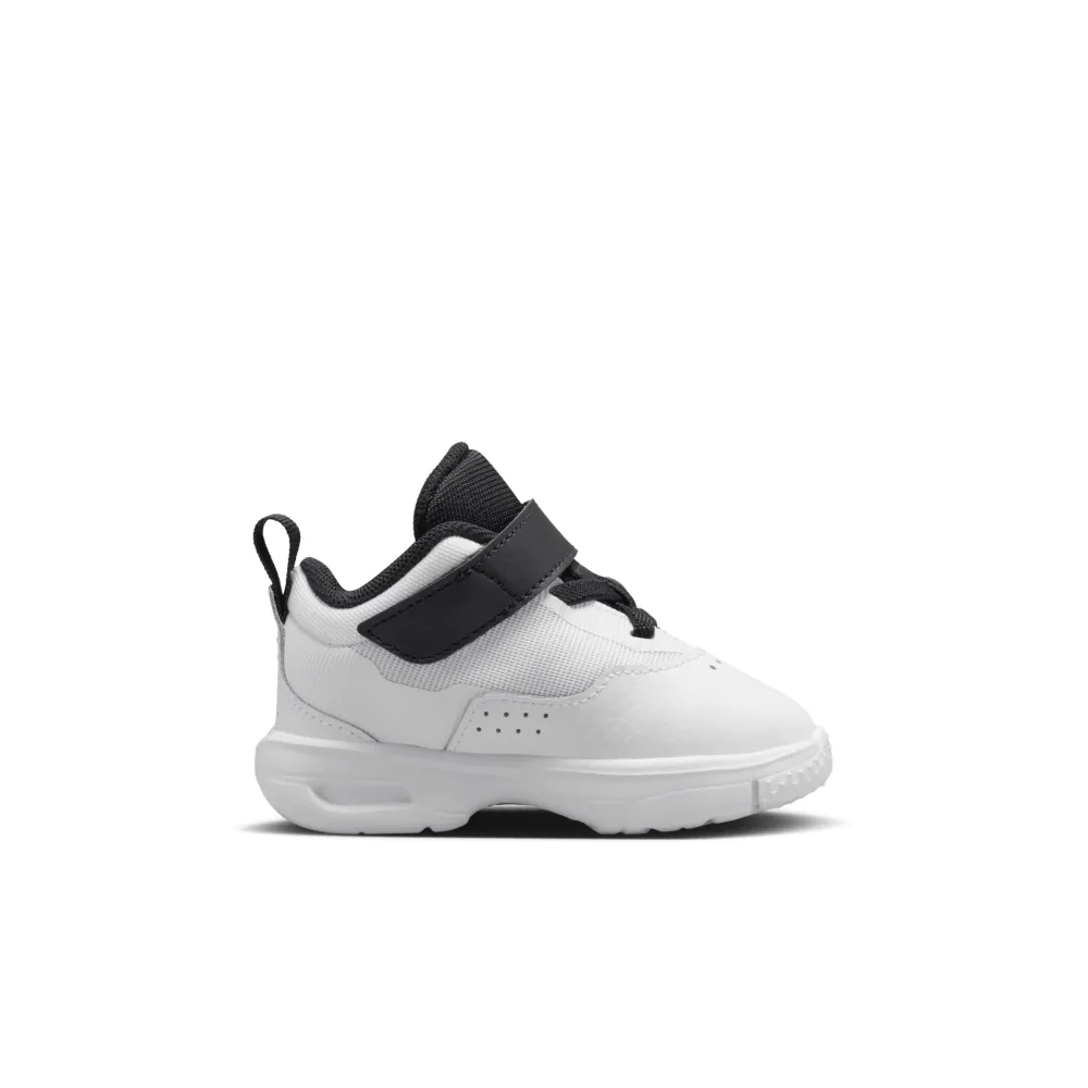 Nike Stay Loyal 3 FB9924-106 / weiss