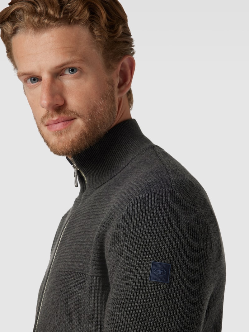 Strickjacke mit Stehkragen in anthrazit meliert