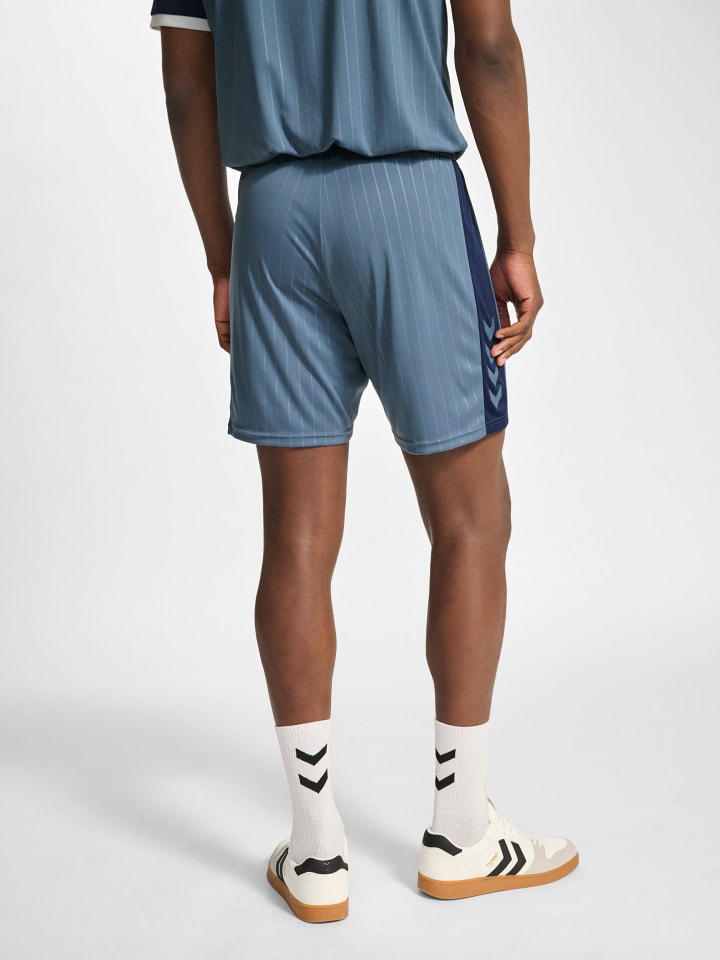 Hummel Hummel Kurze Hose Hmlpulse Erwachsene in BLUE MIRAGE/DRESS BLUE günstig kaufen
