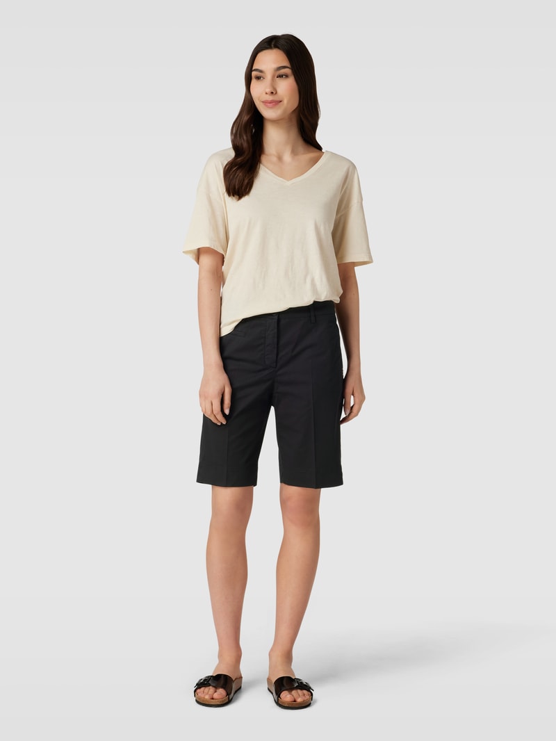 Chino-Shorts mit Bügelfalten Modell 'Marilyn' in schwarz