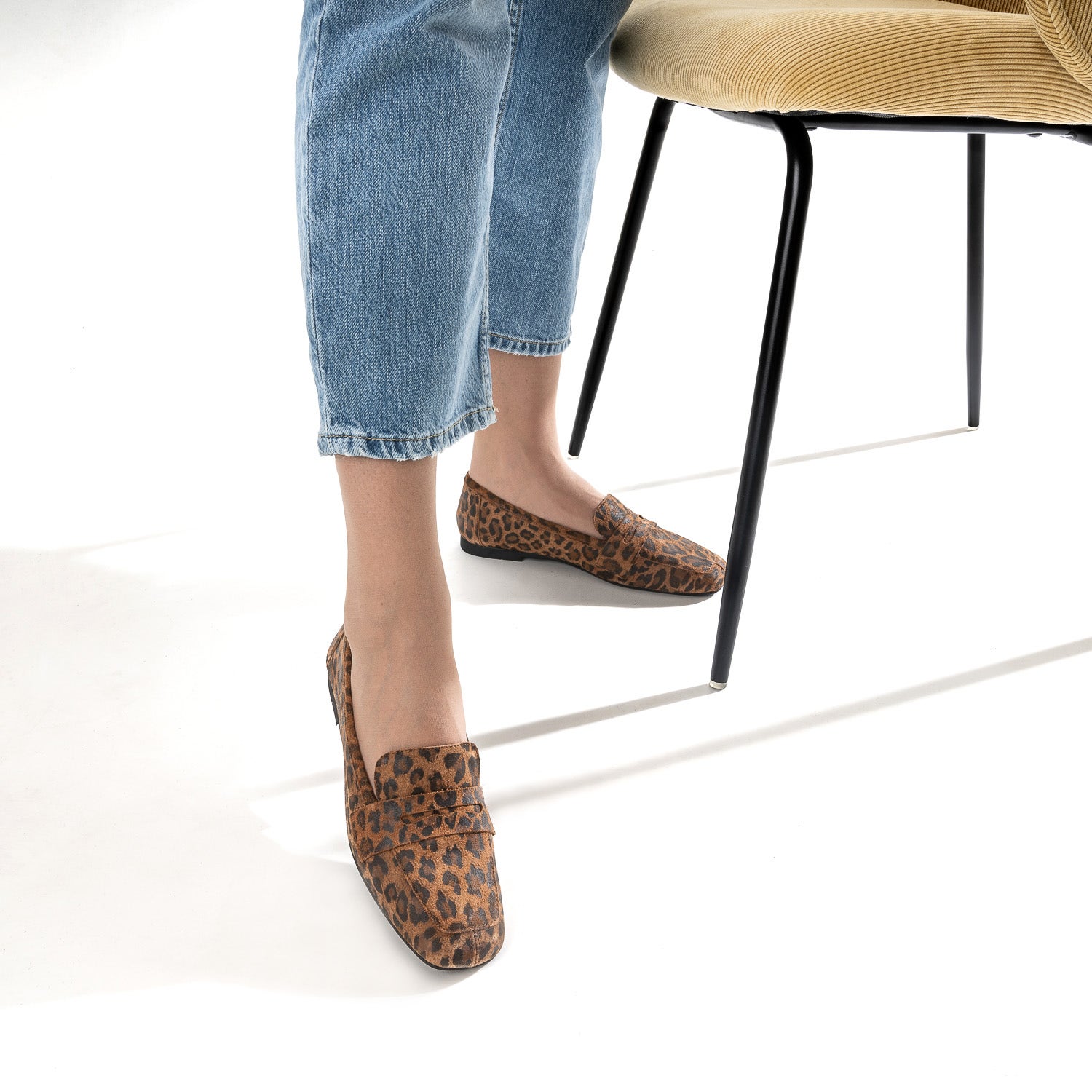 Mocassin camel en cuir velours effet léopard