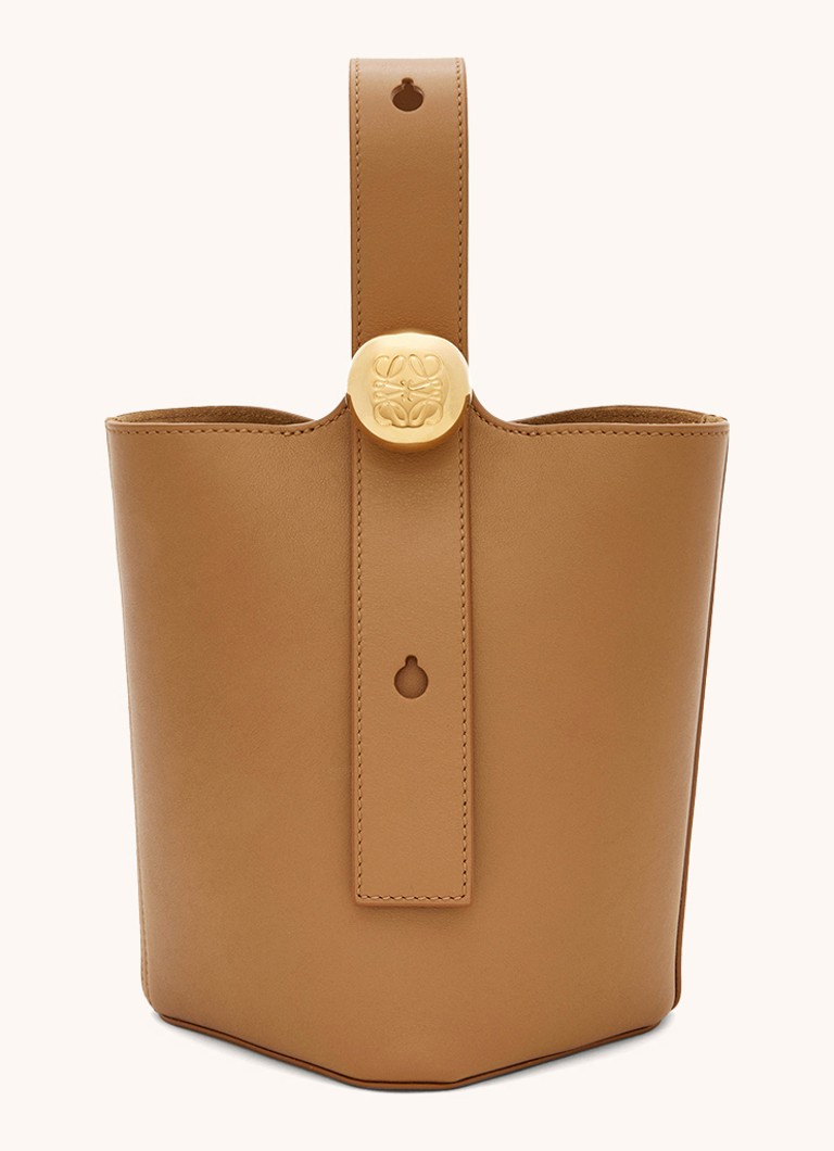 LOEWE Pebble Bucket Mini crossbody bag made of calfskin
