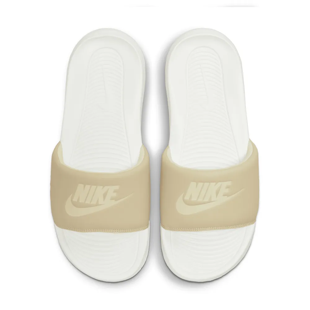 Nike Victori One W CN9677-108 / braun