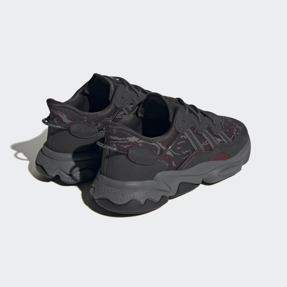adidas Ozweego HP6382 / schwarz