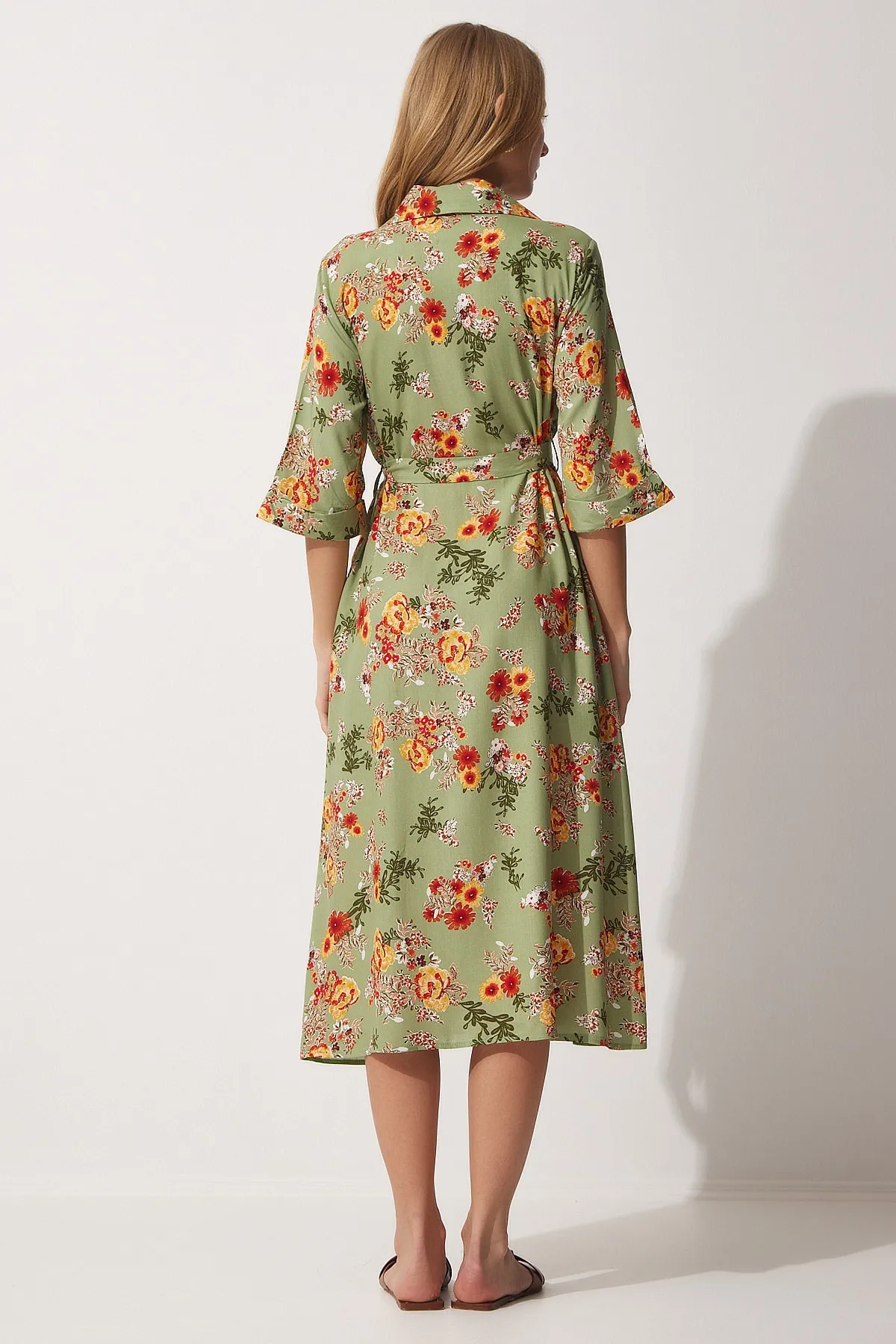 Happiness İstanbul  Geblümtes Sommer-Hemdkleid aus Viskose