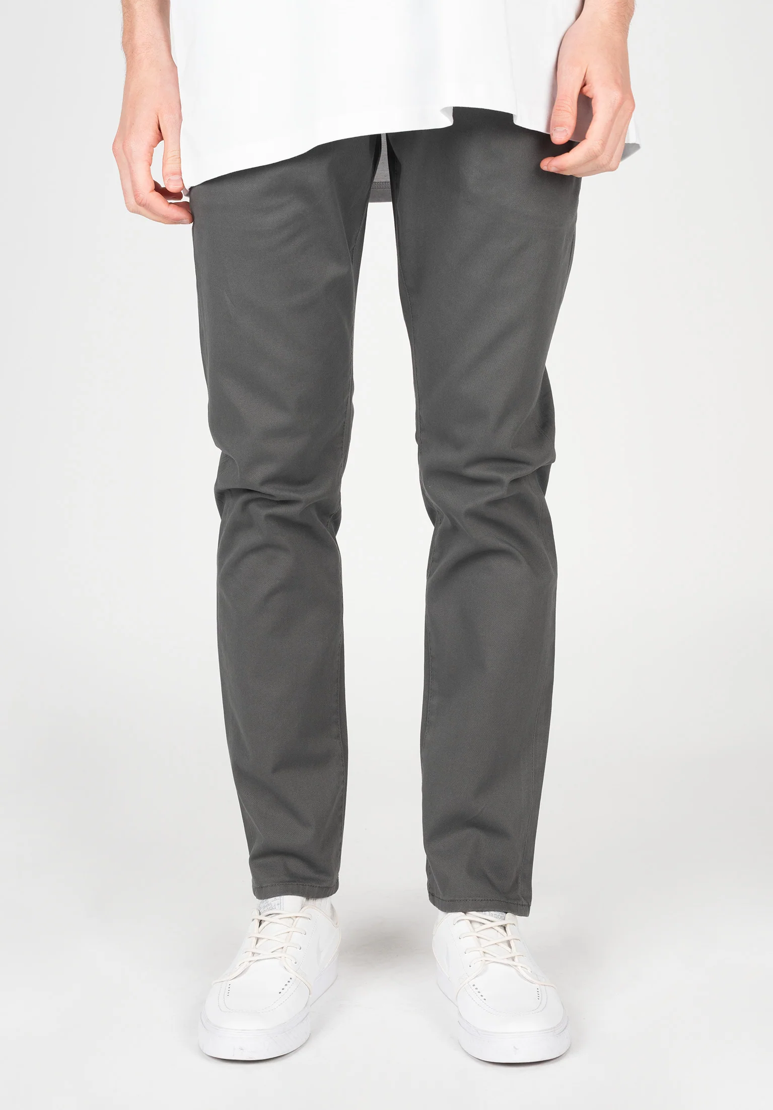 Flex Tapered Chino