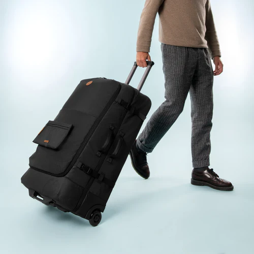 Berlin large 2-wheel soft suitcase, black