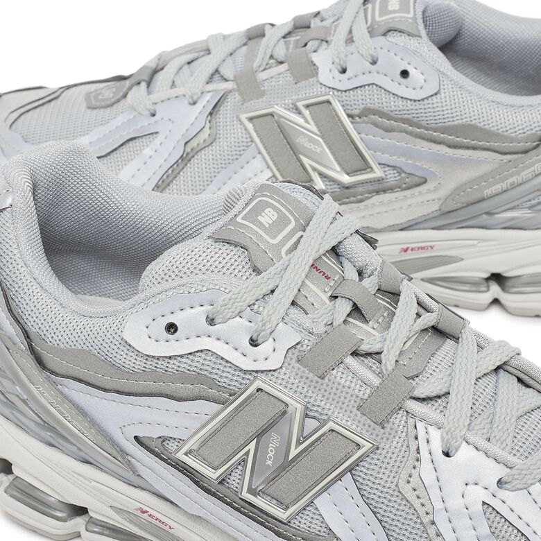 New Balance M1906DH silver metallic