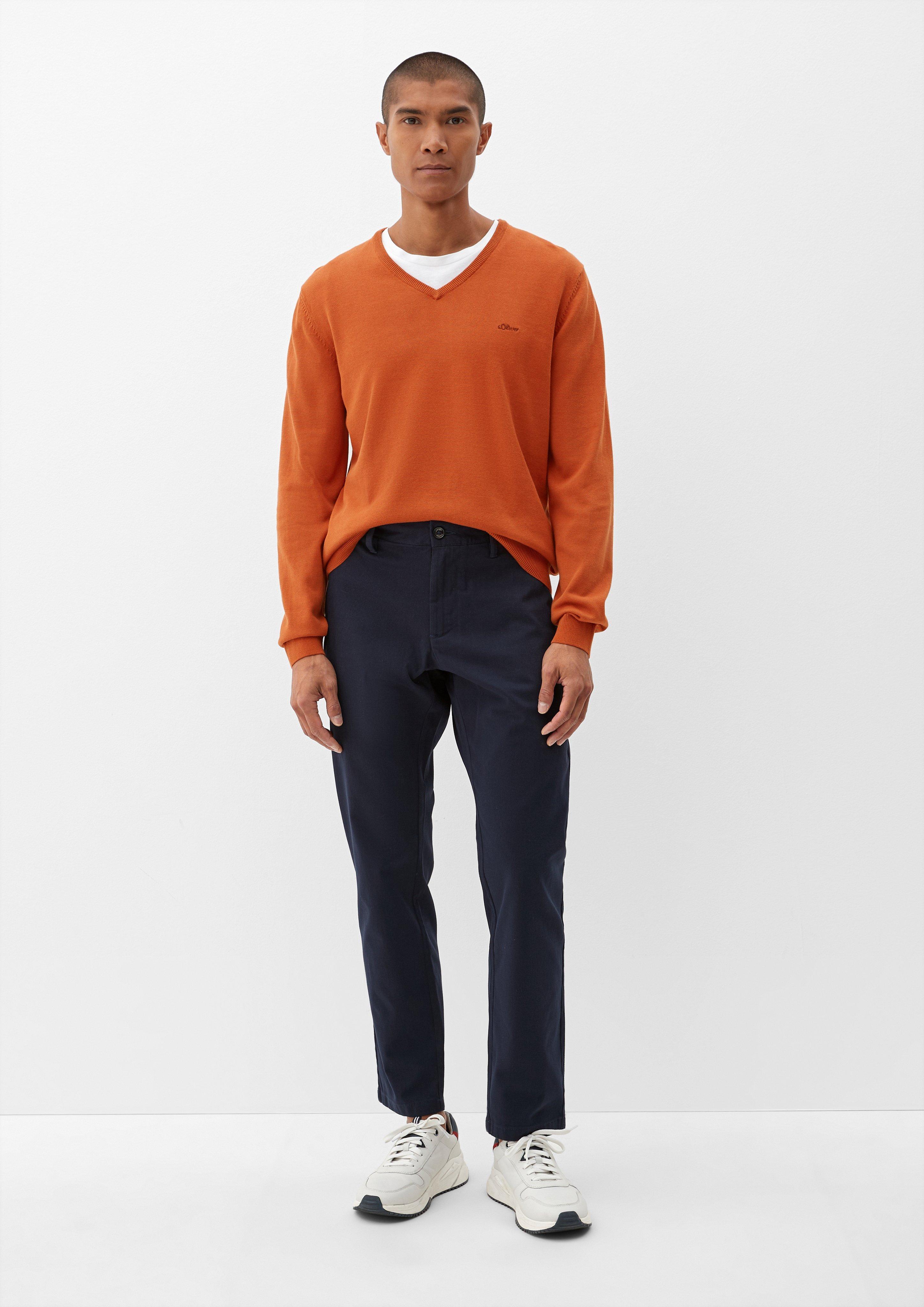 Feinstrickpulli mit V-Ausschnitt  03.899.61.7623-2805