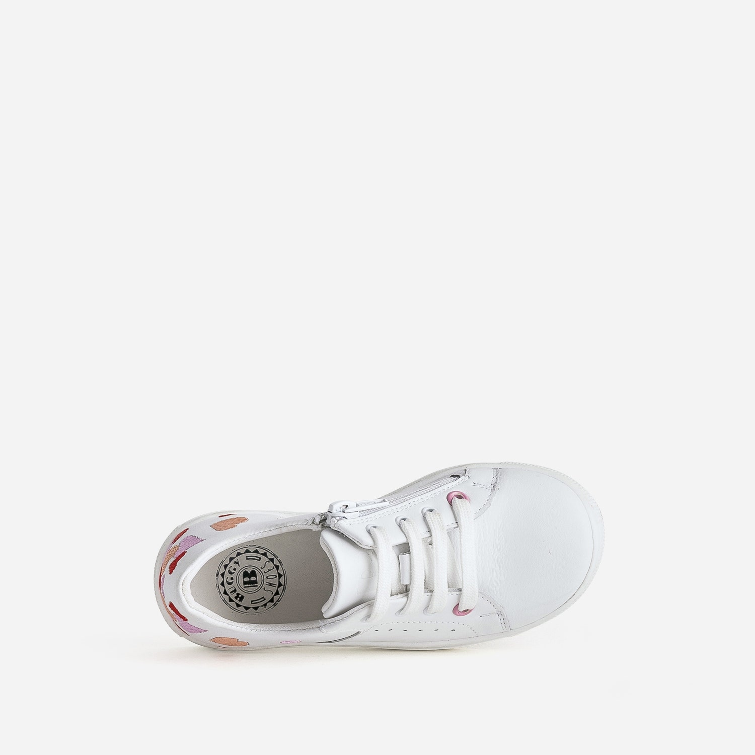 Tennis BUGGY blanche broderies cœurs