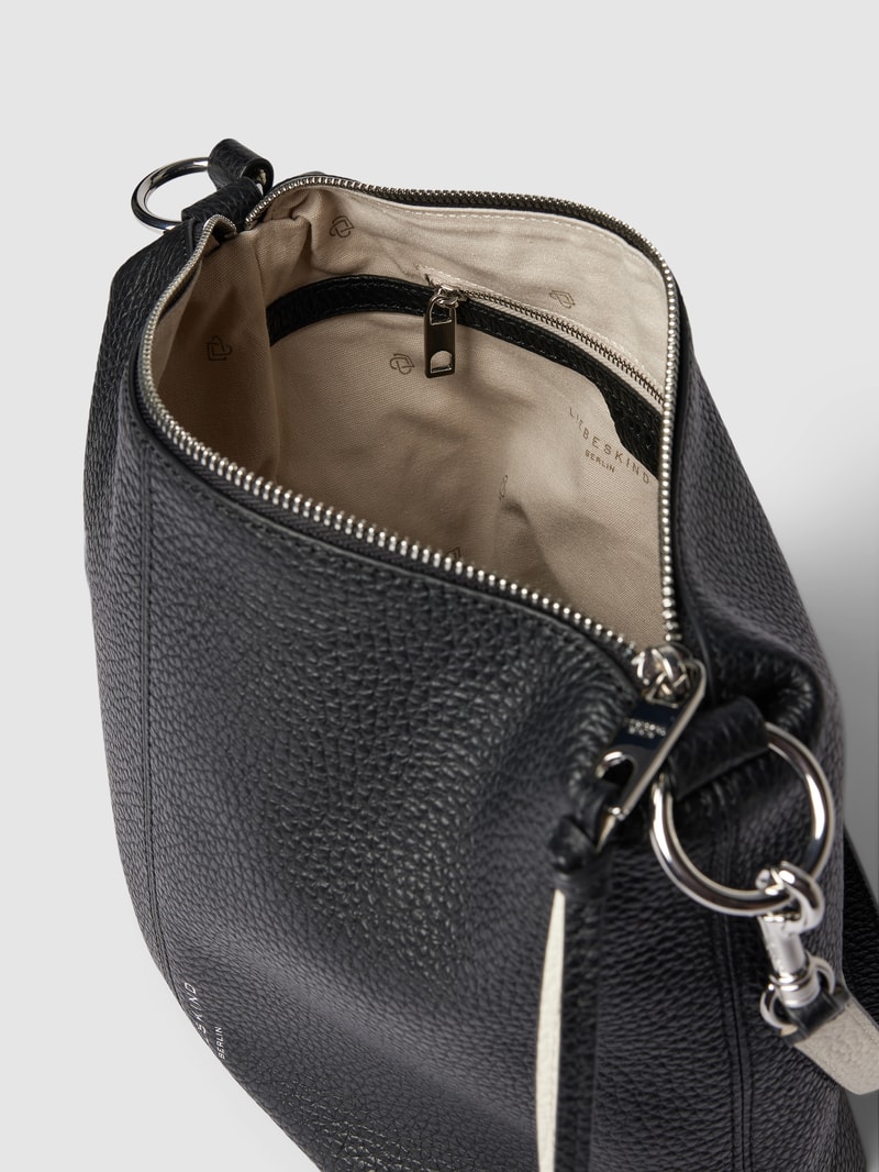 Hobo Bag aus Leder mit Label-Detail Modell 'AISSA' in schwarz