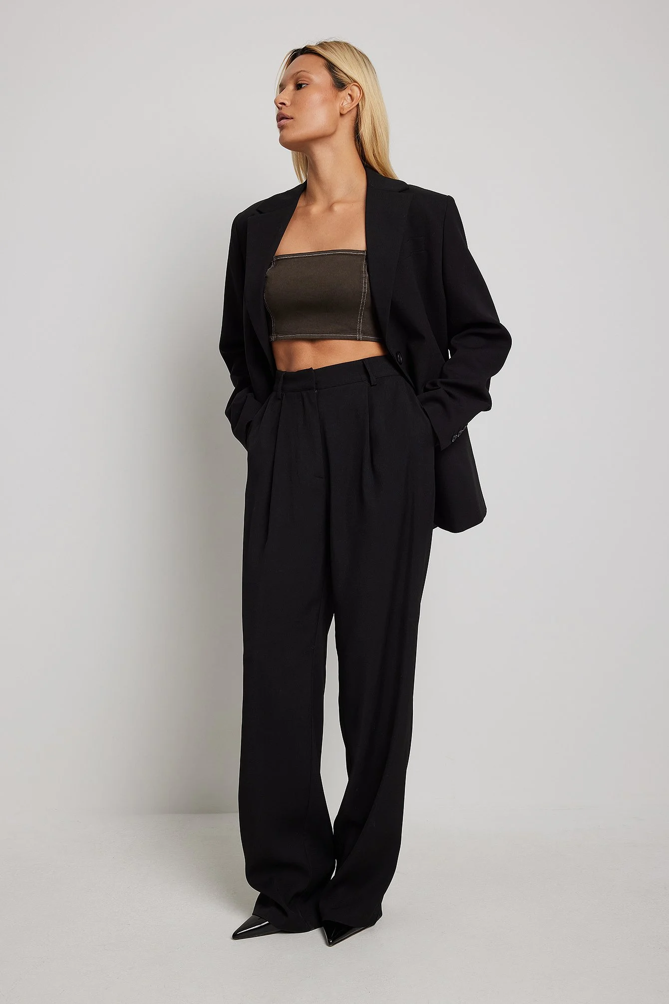 Crop-Top mit Kontrastnaht