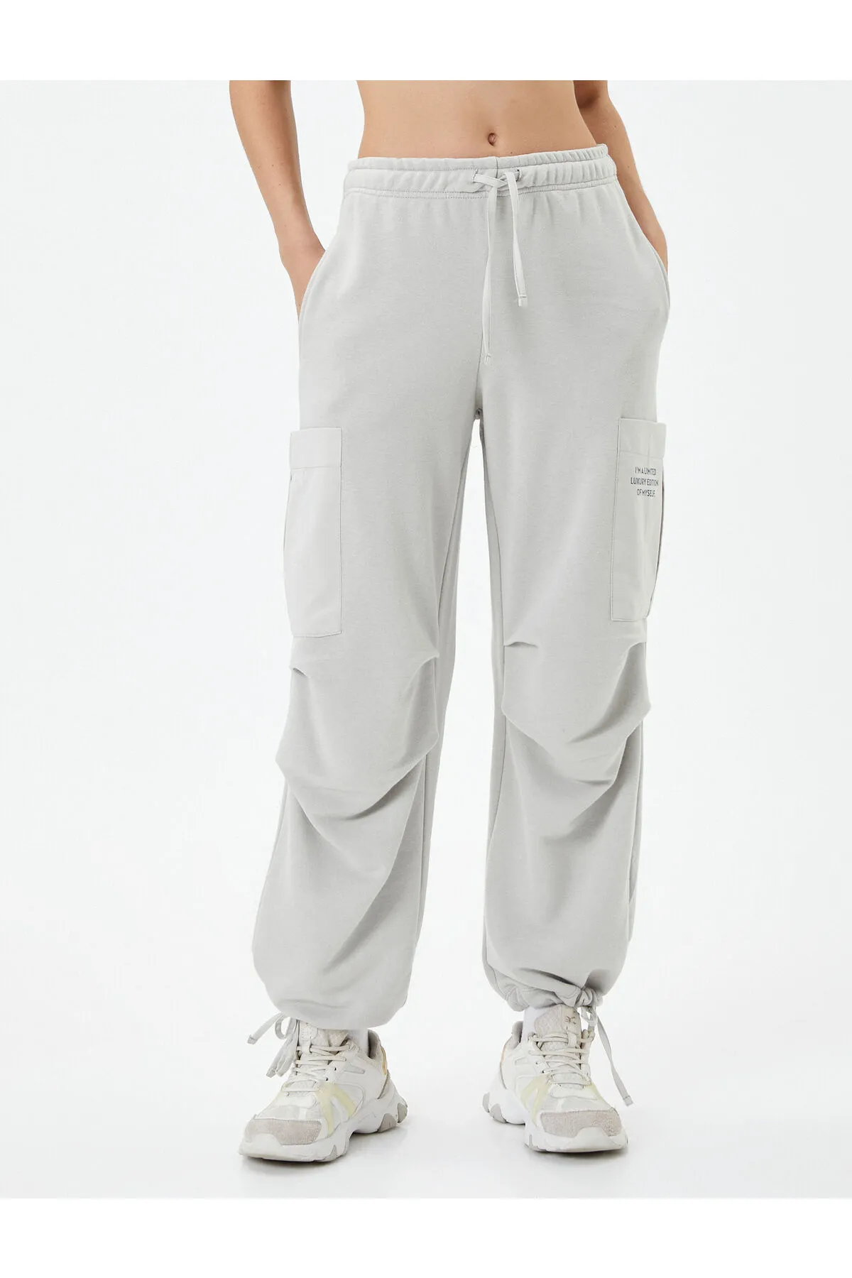 Koton  Jogger-Jogginghose mit Cargotasche, hoher Taille, entspannter Schnitt zum Binden