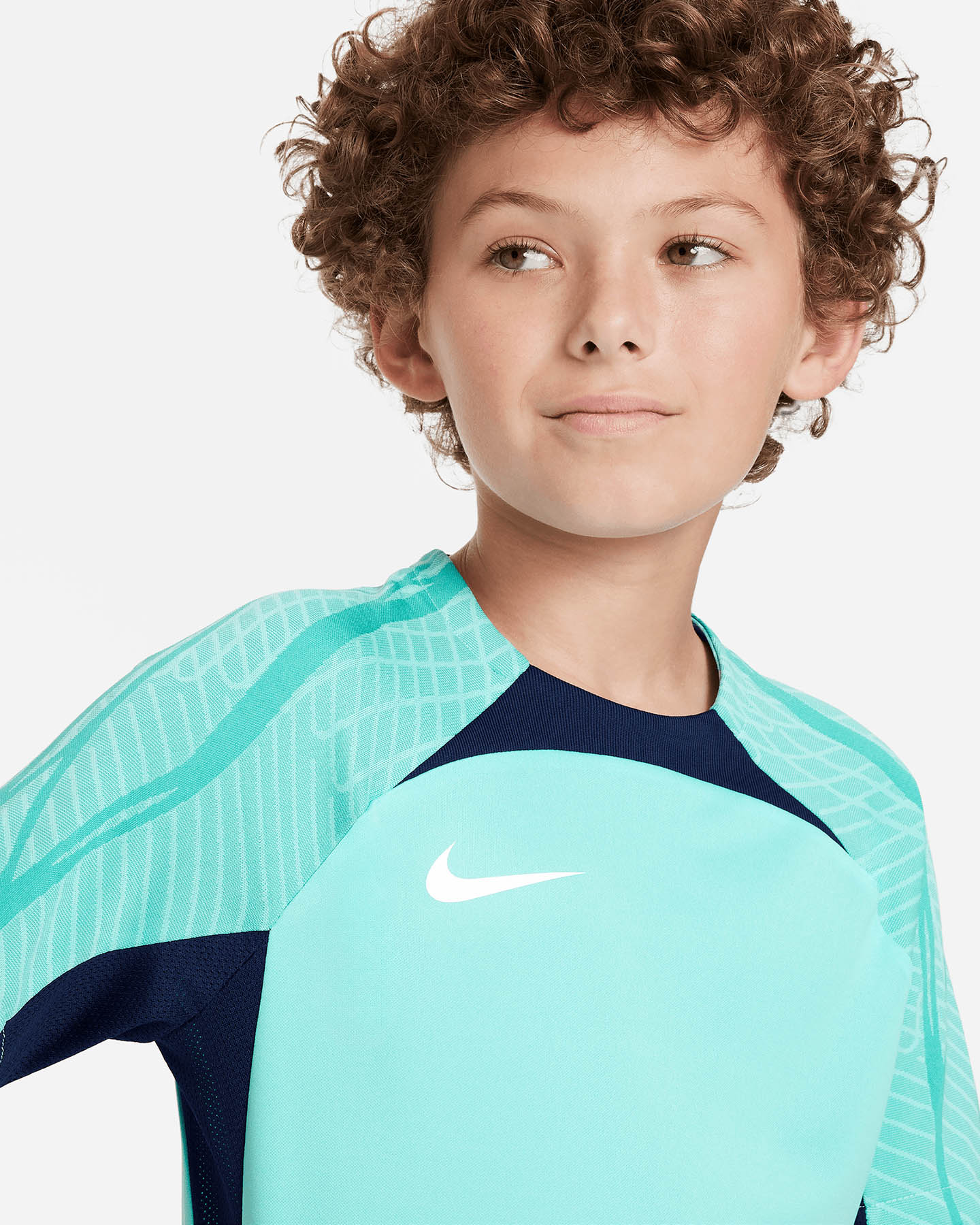 Futbalový dres Nike Strike Hyper Jr FD0312-349